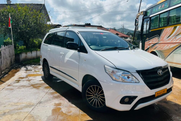 30 Seater Bus