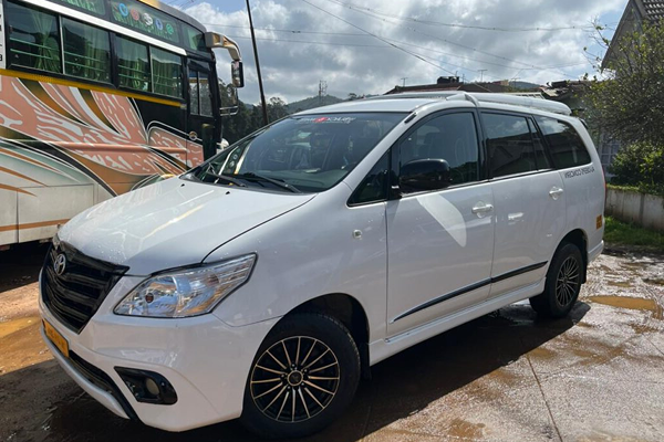 30 Seater Bus